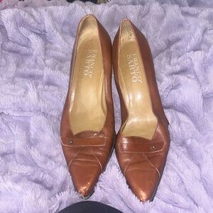9M Franco Sarto Leather kitten heels.